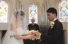 サプライズが盛りだくさん★アットホームなご披露宴の挙式画像