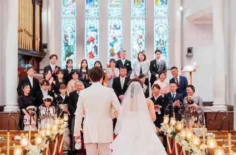 ゲストと創る笑顔あふれる最幸の1日をの挙式画像