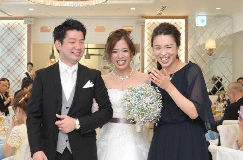 笑顔いっぱいのウェディングパーティー！の披露宴画像