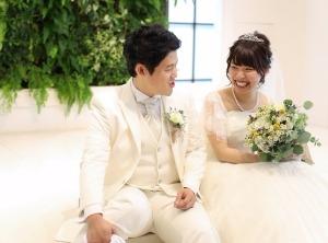 「緑溢れる会場で叶えるサプライズウェディング♪」の挙式実例画像