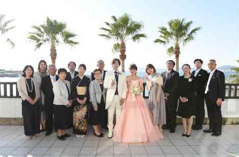 まるで南国リゾート地!?神戸での結婚式の披露宴画像