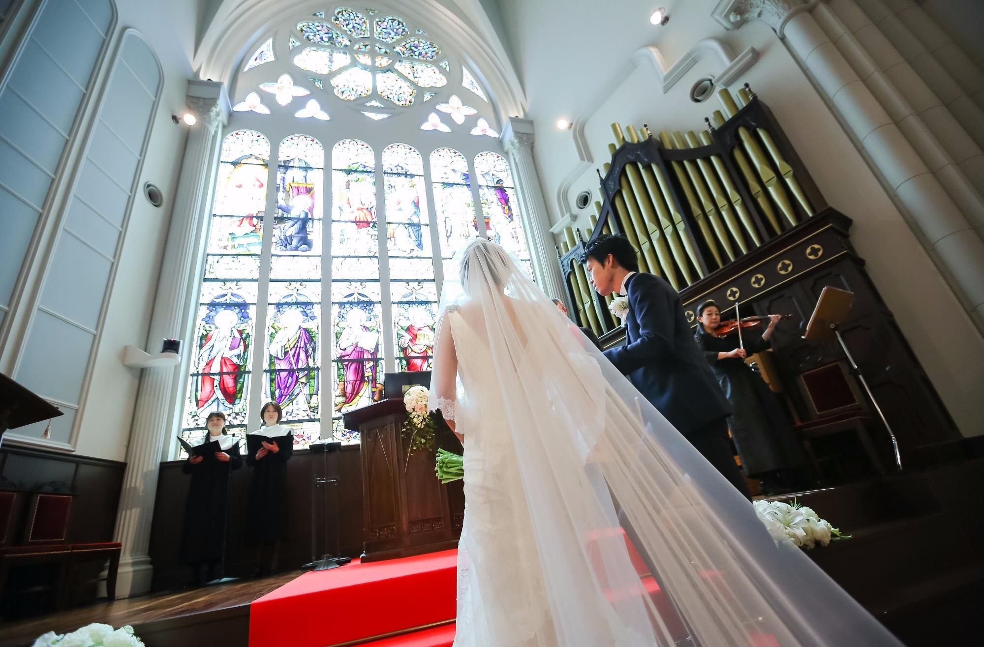 オシャレで華やかな～カジュアルWEDDING～の挙式画像
