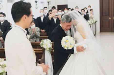 お二人らしく、笑顔たくさんの楽しい結婚式！の挙式画像
