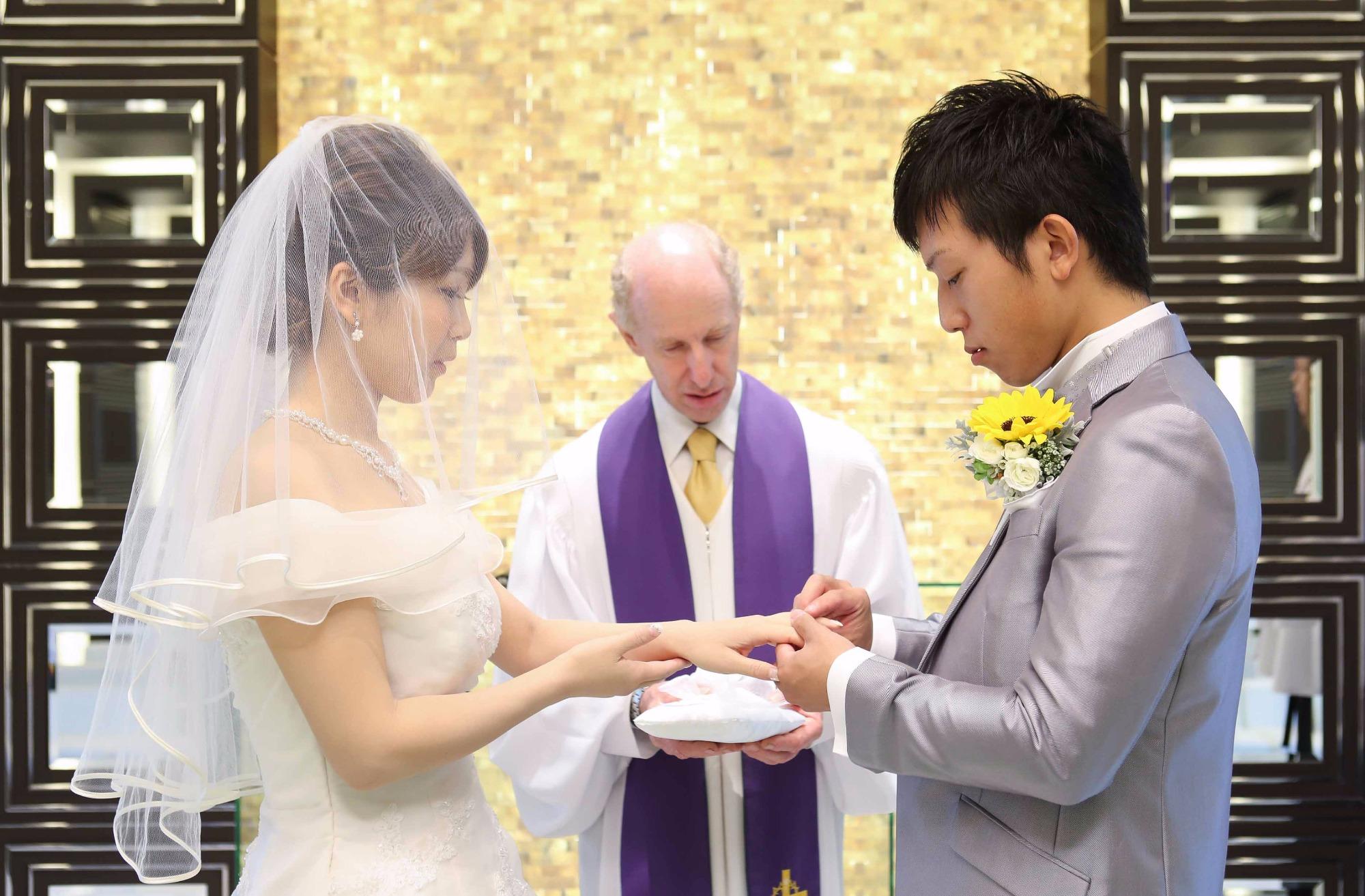結婚式は感謝式の挙式画像