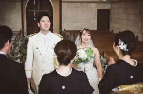 好きなものいっぱいの自分たちらしい結婚式！の挙式画像