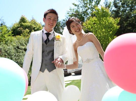 感謝の気持ちを森や自然に包まれた非現実的な空間での挙式実例画像