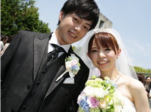 二人もビックリ！サプライズプリンセスウェディングの挙式実例画像