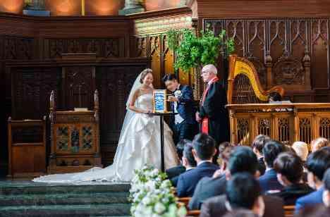 笑顔が絶えない最高の結婚式になりました！の挙式画像