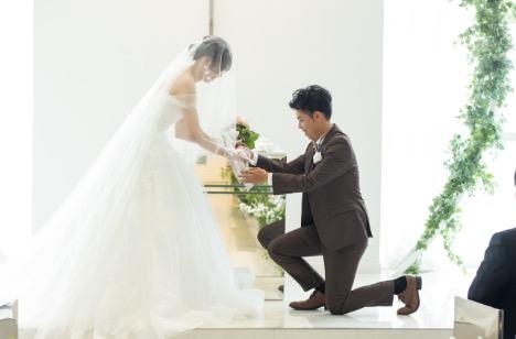 和やかな心地よさが広がるアットホームWeddingの挙式画像