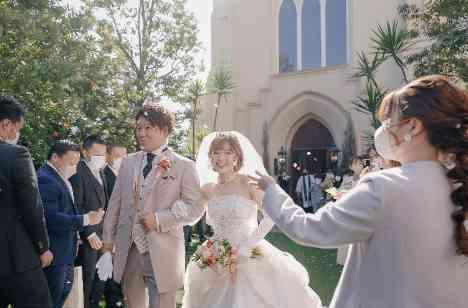 かわいいがたくさん！ピンクに包まれた結婚式の挙式画像