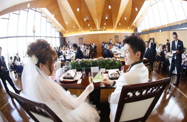 一日一組でゲストとゆったりすごせた結婚式!の披露宴画像