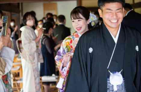 美とロマンスが織りなす特別な日 掛川城ウエディングの挙式画像