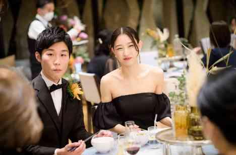 大切なゲストと過ごす海外挙式後のアフターパーティーの演出画像