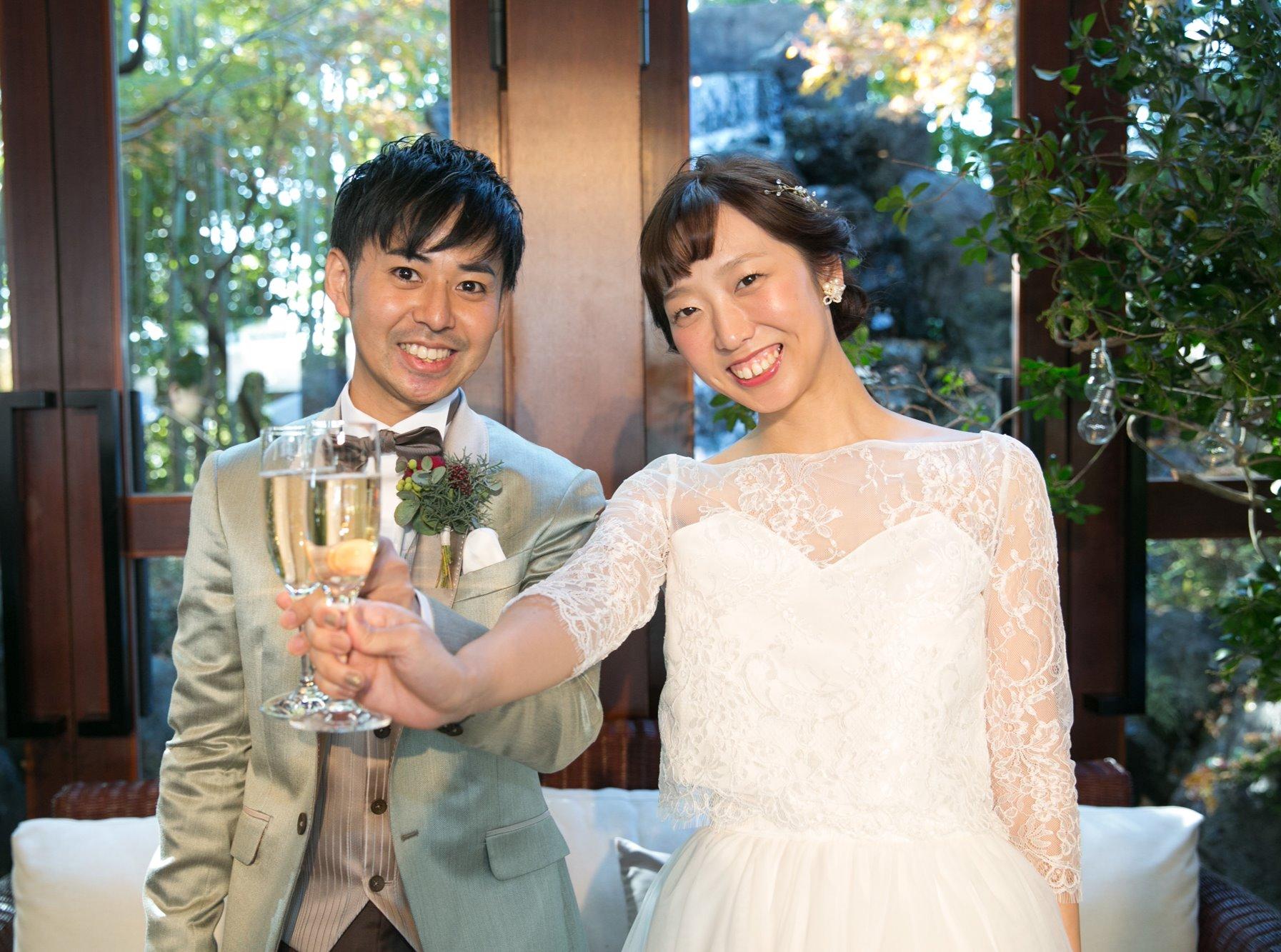 “ちょっと豪華な飲み会”がテーマの寛ぎウェディングの挙式実例画像