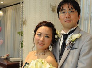 ゲストに楽しんでもらうクリスマスＷＥＤＤＩＮＧ♪の挙式実例画像