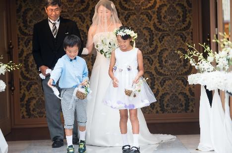 テーマは「おもてなし」支えて下さった方々への恩返しの挙式画像