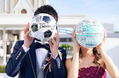 ”スポーツ好きなおふたりのサプライズ結婚式”の演出画像
