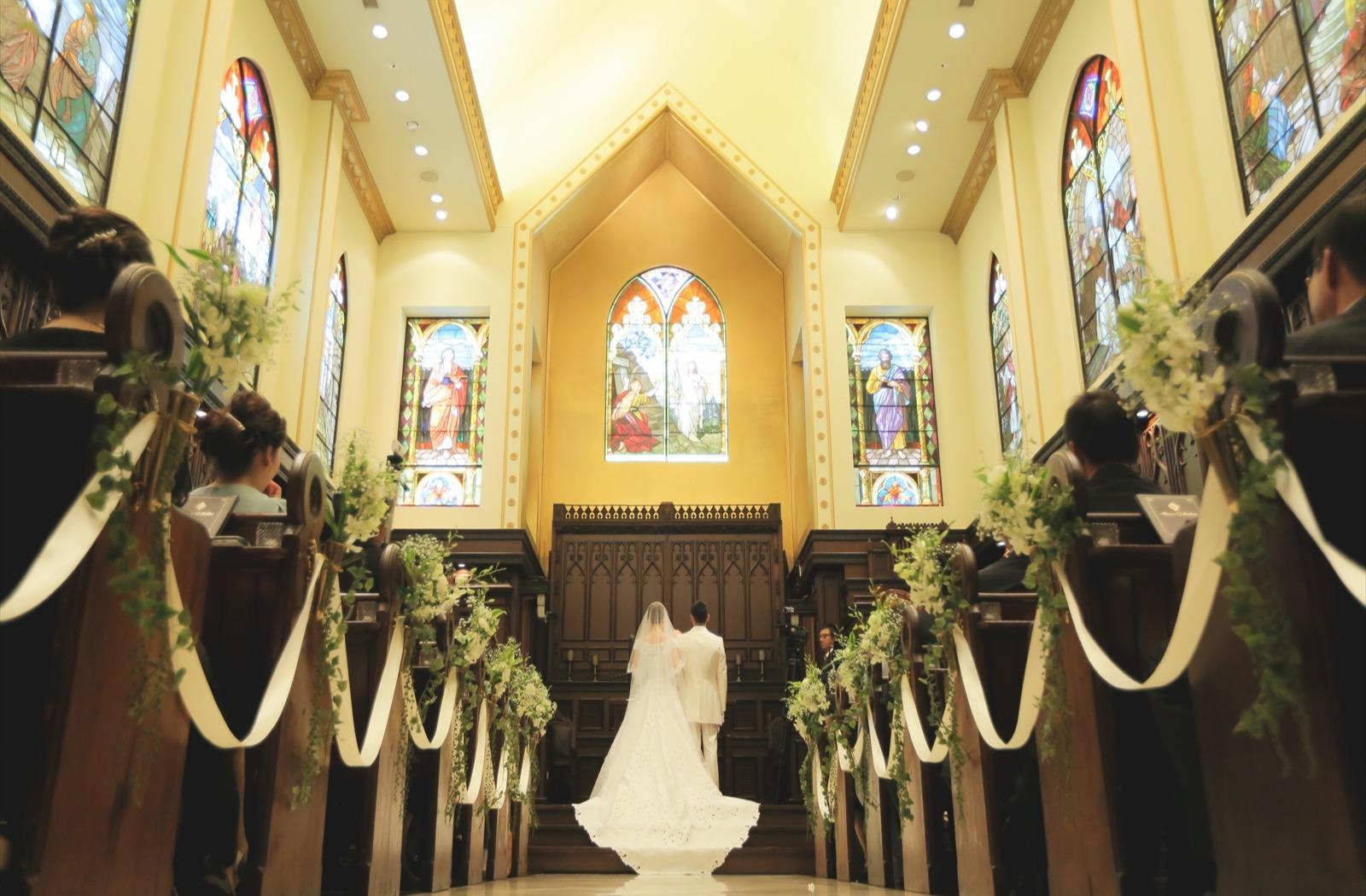 笑いあり!涙あり!盛りだくさんの結婚式の挙式画像