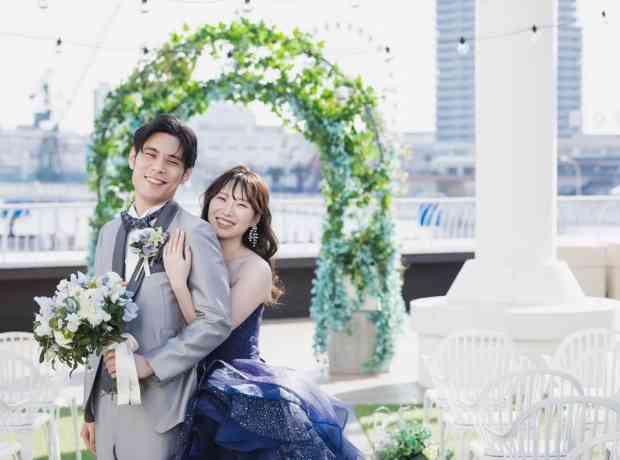 ゲストに感謝を伝えるで料理でおもてなしする結婚式の挙式実例画像