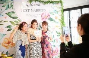 プロポーズされたチャペルでWEDDINGをの演出画像