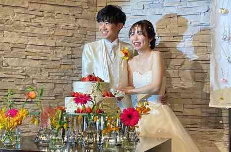 春っぽい可愛さも取り入れたアットホーム結婚式の披露宴画像