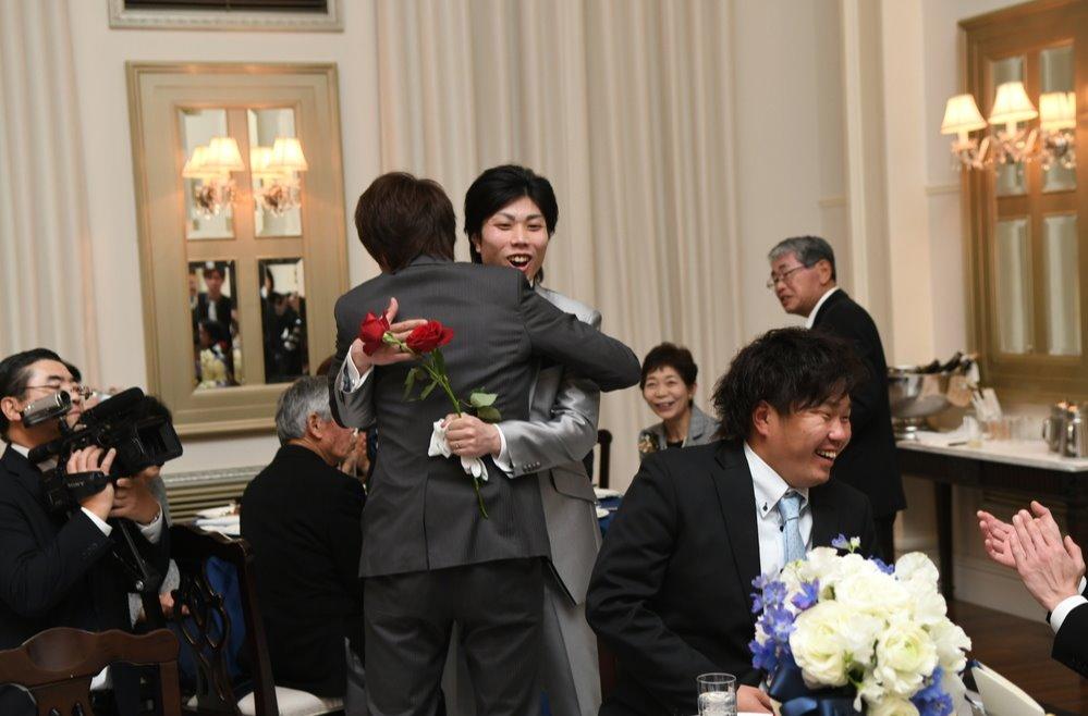 アットホームな雰囲気で笑顔溢れるご結婚式の演出画像