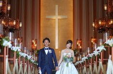 光り輝く笑顔のアフターパーティーWEDDINGの挙式画像