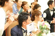光り輝く笑顔のアフターパーティーWEDDINGの披露宴画像