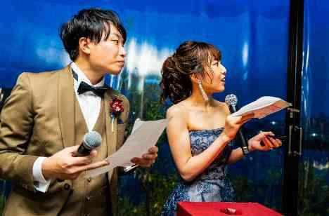特別な料理でおもてなし！アットホームweddingの演出画像