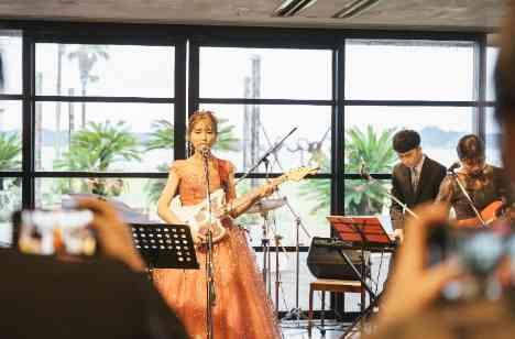青春を思い出すオリジナルウエディングの演出画像