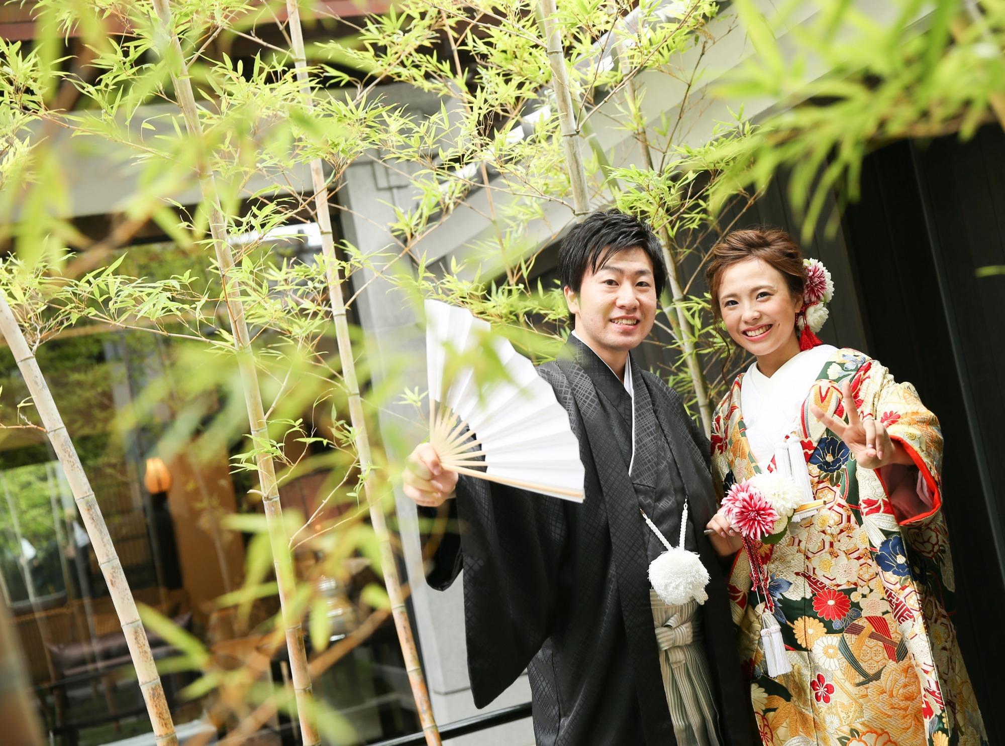 涙あり笑顔あり、ｹﾞｽﾄの方へおもてなし結婚式♪の挙式実例画像