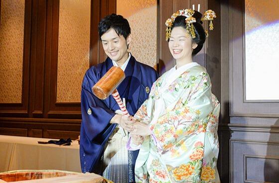 幻想的な幸あかり挙式&友人との笑顔いっぱいの演出画像