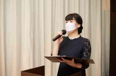 アットホームに過ごす、おふたりらしい一日の演出画像