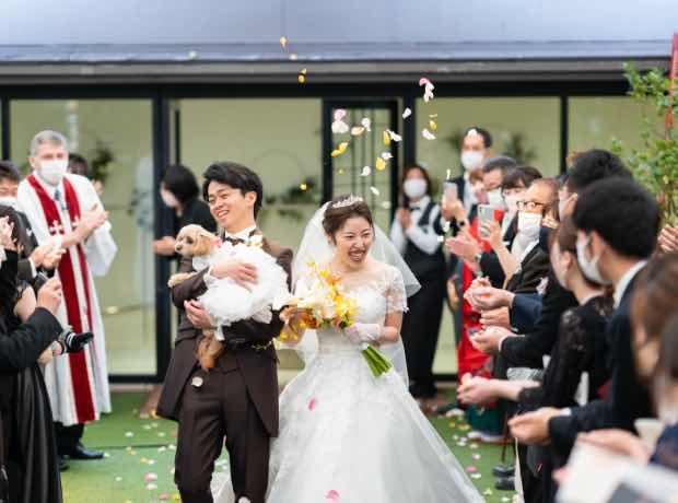 愛に包まれ感謝を贈るサプライズＷeddingの挙式実例画像