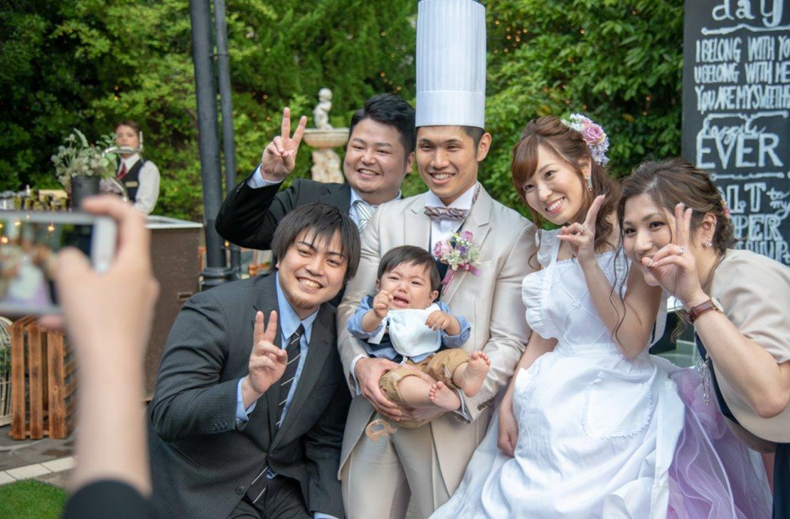 飾らないナチュラルウエディングの披露宴画像