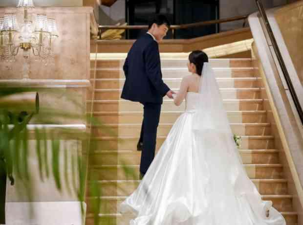 ホテル随一のスケールを誇るボールルームで叶う結婚式の挙式実例画像