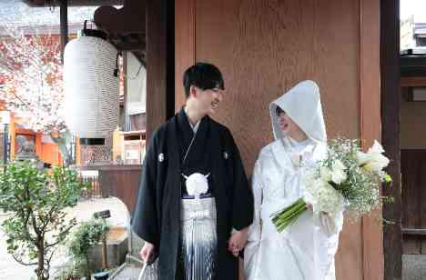 【ありがとう】感謝の想いを届けるWeddingの挙式画像