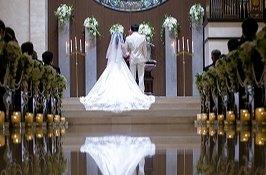 自由に二人らしいウェディング♪の挙式画像
