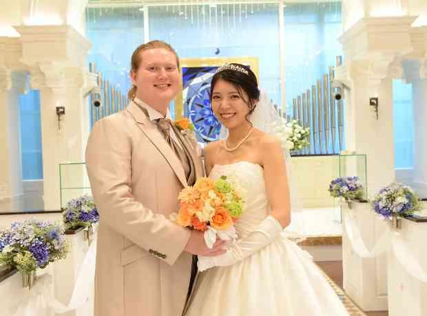 日本のおもてなしとイギリス要素を詰め込んだ結婚式の挙式実例画像