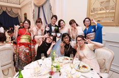 好きなものを詰め込んだ遊び心のあるパーティの披露宴画像
