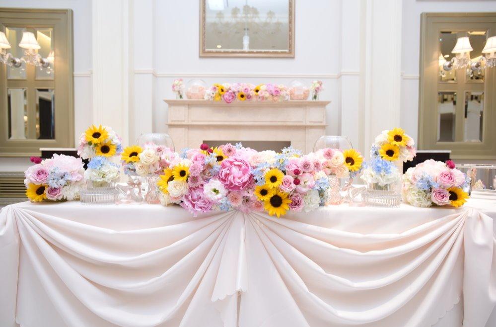 笑顔いっぱいの結婚式の準備・打ち合わせ画像