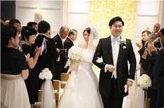 全ての出会いに感謝を込めて。自然体の大人ウエディング。の挙式画像