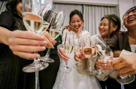 こだわりが詰まったゲストと楽しめるWeddingの披露宴画像