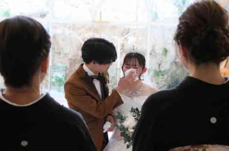 支え合ってきたからこそ 感じられた "絆と感謝"の挙式画像
