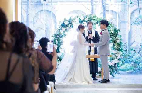 DUCLASS WEDDING REPORTの挙式画像