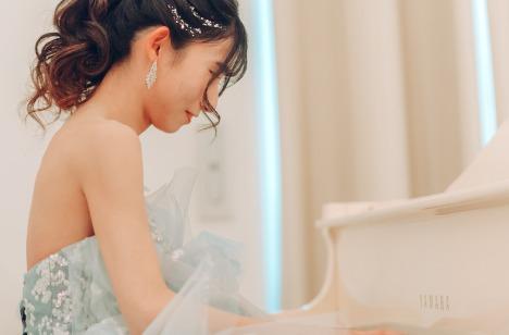 私たちらしさをたくさん詰め込んだ結婚式の披露宴画像