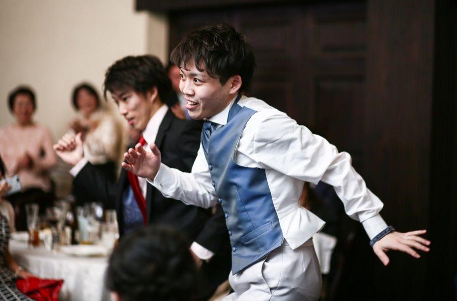 ～特技のダンスでゲストを巻き込みサプライズ結婚式～の演出画像