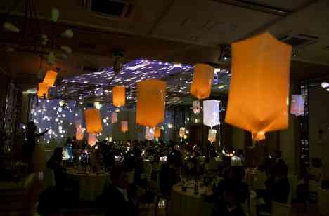 ゲストにサプライズで夢の国へご招待♪の演出画像