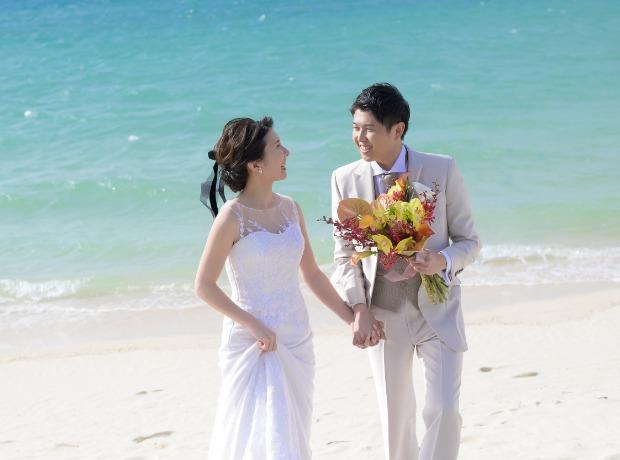 大好きな皆様とOKINAWA WEDDING♡の挙式実例画像