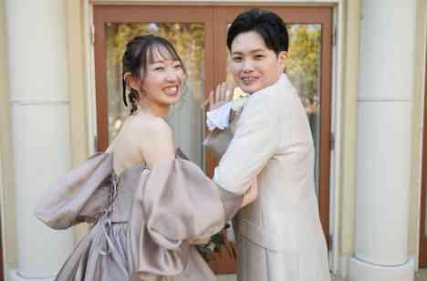 "アットホーム"がテーマな笑顔溢れるご結婚式の披露宴画像